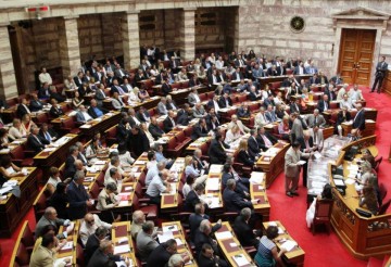 Γιώργος Μεσσάρης: &quot;Τα... «φτωχαδάκια» της Βουλής!&quot;