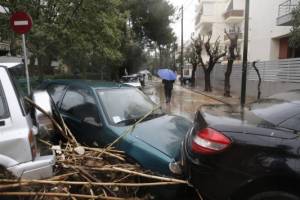 Πέθανε 23χρονη μέσα στο αυτοκίνητό της την ώρα της καταιγίδας!