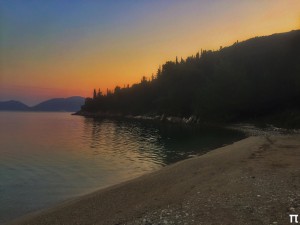 Ανατολή στα Λουτρά της Σάμης...