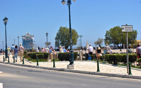 Τι λέει ο Ζακυνθινός Τύπος για την αεροπορική κίνηση του Μαίου