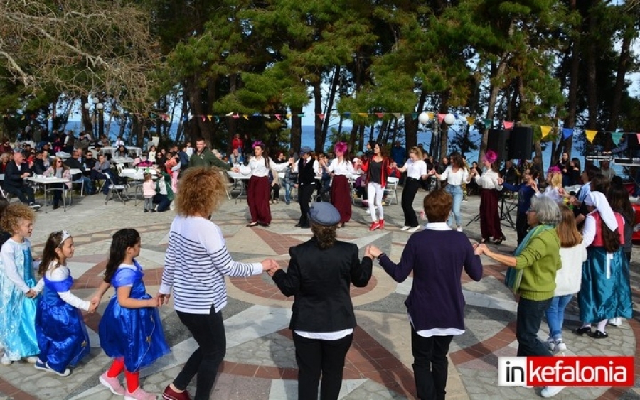 Γιόρτασαν τα Κούλουμα … χορεύοντας στην Σκάλα! (εικόνες + video)