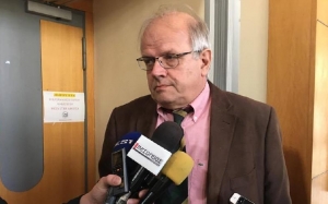 H ανάρτηση του Ακη Τσελέντη για τον Στίβεν Χόκινγκ: &quot;Εμπειρία ζωής που τον γνώρισα...&quot;