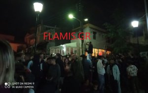 Τρελό καρναβάλι στην Πάτρα: Συνωστισμός όλη νύχτα στις σκάλες του Αγίου Νικολάου! (video)