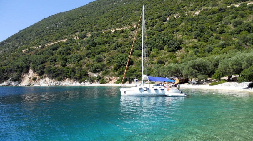 "Πιο Γαλάζιες Θάλασσες πιο Πράσινη Ιθάκη"