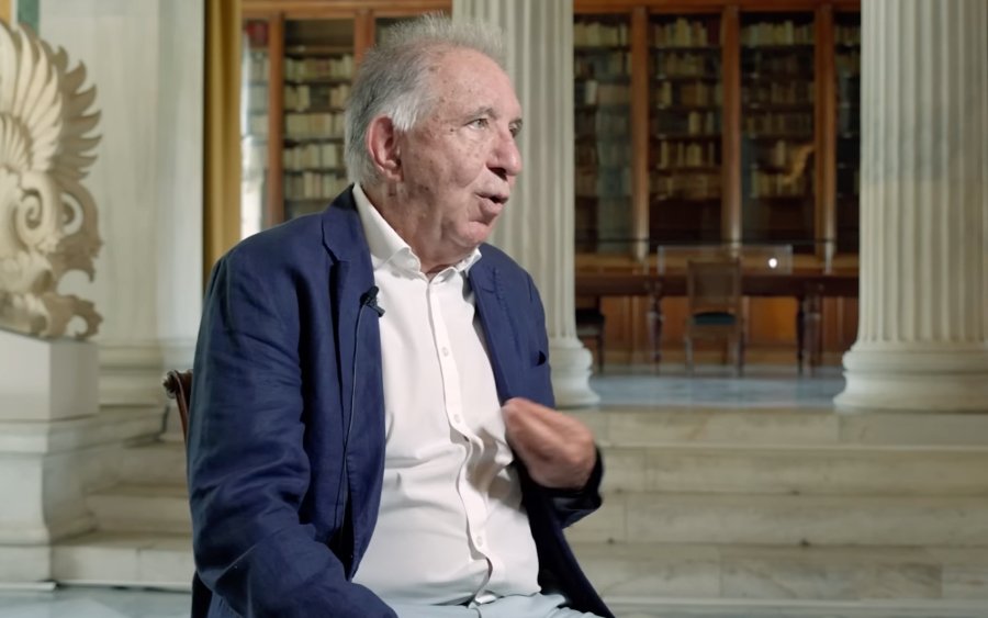 Θανάσης Φωκάς: «Μπορείς να απελευθερωθείς από τα social media και να στραφείς στον εαυτό σου;»