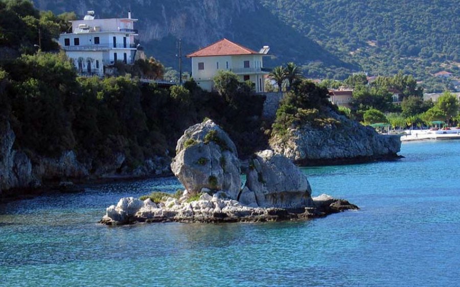 Το νέο ΔΣ του σωματείου Ενοικιαζομένων δωματίων &quot;Οι Πρόννοι&quot; (ονόματα)
