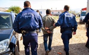 Σύλληψη 39χρονου για παράνομη παραμονή στη Χώρα