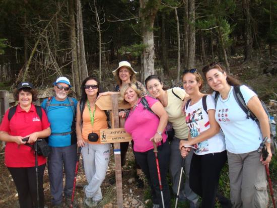 Ορειβατική Λέσχη Κεφαλονιάς: Όμορφη περιπατητική διαδρομή σε Αντυπάτα, Δαφνούδι και Έμπλυση