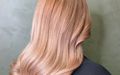 Τα καλύτερα tips για λαμπερά μαλλιά