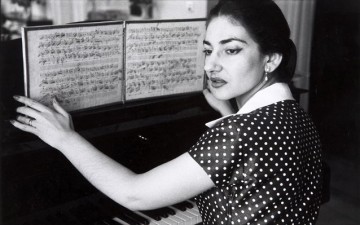 Π.Σ. "Κουνόπετρα" & Unesco : "Εκδήλωση-Αφιέρωμα στον Διον.Λαυράγκα & στην Μαρία Κάλλας"