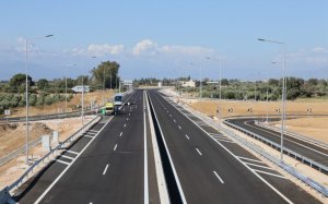 Κλείνουν λόγω έργων οι έξοδοι στον Κόμβο Κυλλήνης