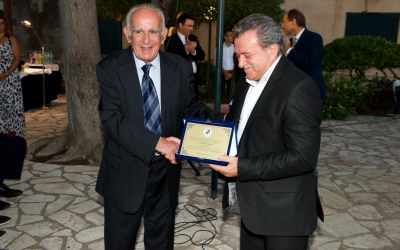 Θεόδωρος Γαλιατσάτος: Απάντηση στην Δήμαρχο Μερόπη Υδραίου περί Πινακοθήκης