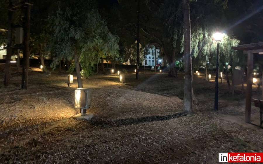 Περισσότερο φως στα Λυκιαρδοπουλάτα - Επισκέψιμο και το βράδυ το πάρκο (εικόνες)