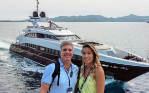 Ο Λεων Πατίτσας με τη συζυγό του Μαριέτα Χρουσαλά