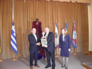 Πρόσωπο της Αυτοδιοίκησης για το 2012 ο Αλέξανδρος Παρίσης από το Ίδρυμα «Κορφιάτη»