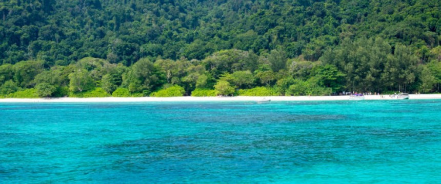 Koh Tachai: Το πανέμορφο νησί που «κλείνει» πριν το καταστρέψουν οι τουρίστες