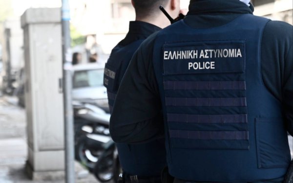 ΚΕΡΚΥΡΑ - Σύλληψη 49χρονης - Κατηγορείται για ανθρωποκτονία του συζύγου της