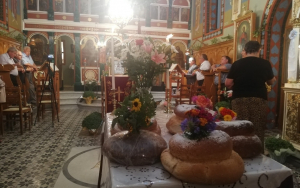 Μονοπωλάτα: Η τελετή του Εσπερινου στον Ιερό Ναό της Παναγίας στα Δελαπορτατα (εικόνες)