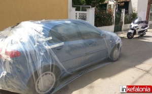 Φίδι «τρύπωσε» σε αμάξι στις Εργατικές Κατοικίες στο Αργοστόλι – Επιχείρηση "εξουδετέρωσης" από την Πυροσβεστική