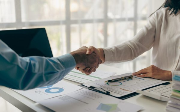 Γνωστό ξενοδοχείο στη Λάσση αναζητά προσωπικό για την καλοκαιρινή σεζόν