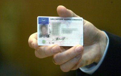 Τι ισχύει με τα διπλώματα οδήγησης και με τις ανανεώσεις άνω των 65 ετών