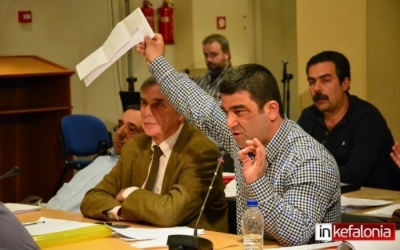 Τάσος Τζωρτζάτος: "Ας παραδειγματιστεί η δημοτική αρχή από την κυβέρνηση εφαρμόζοντας το νόμο για τα ανταποδοτικά που μας οφείλει"