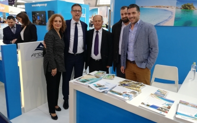 Από αριστερά η Προϊσταμένη του Γραφείου ΕΟΤ Σερβίας κ. Σοφία Λαζαρίδου, ο Γεν. Γραμματέας του Υπουργείου Τουρισμού κ. Γιώργος Τζιάλλας, ο Δήμαρχος Ζακύνθου κ. Παύλος Κολοκοτσάς, ο Αντιδήμαρχος Ζακύνθου κ. Κώστας Κόκλας και ο  κ. Γιάννης Λέσσης Προϊστάμενος Τμήματος Δ/νσης Οικονομικού Π.Ε. Κέρκυρας.