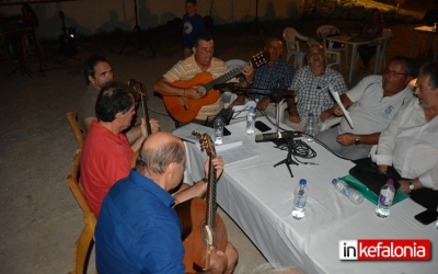 Ρομαντική βραδιά καντάδας και ριγανάδας κάτω από τ’ αστέρια στο Τραπεζάκι (εικόνες + video)