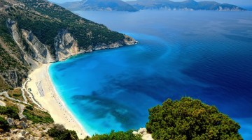 10 ελληνικές πανέμορφες παραλίες που μας κάνουν να ευχόμαστε να έρθει το καλοκαίρι πριν την ώρα του!