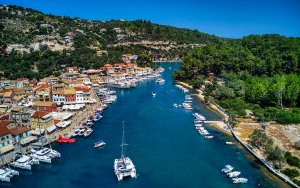 Μένουμε ΙΟΝΙΟ: &quot;Γυρίστε το βλέμμα σας στο Ιόνιο Κε Πρωθυπουργέ, όχι μόνο την πλάτη σας&quot;
