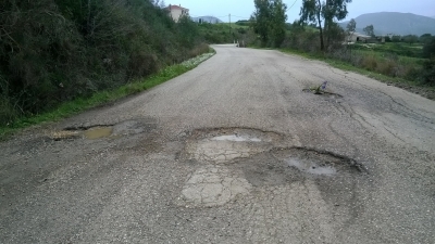 Παράπονα για την κακή κατάσταση του δρόμου Λιβάδι - Αργοστόλι (εικόνες)