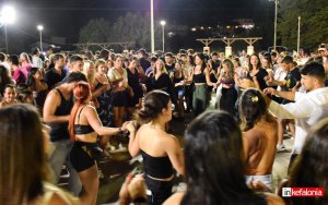 Φραγκάτα: Γιορτή να την… πιείς στο ποτήρι! Χιλιάδες πιστοί του γλεντιού και του κρασιού στη ‘’Γιορτή της Ρομπόλας’’! (video)