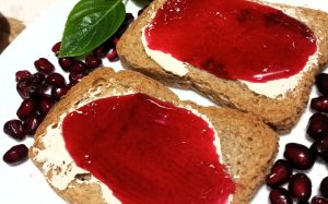 Φανταστική Μαρμελάδα Ρόδι από την Σία Λαδά