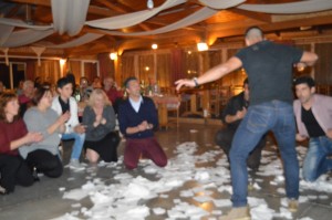 «Λαοθάλασσα» - "Κάηκε το πελεκούδι" στην πίτα των Διλινάτων