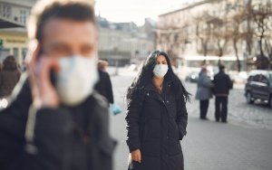 Εκτός ελέγχου η πανδημία στη Γερμανία, 30.000 κρούσματα, προς γενικό lockdown από Δευτέρα