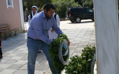 Οι καταθέσεις στεφάνων σε Σιμωτάτα και Μουσάτα (εικόνες)