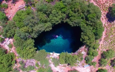 Το συναρπαστικό φυσικό γλυπτό της Κεφαλονιάς (εικόνες)