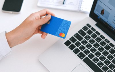 Πώς μια μικρή επιχείρηση ωφελείται από τη δημιουργία ενός e-shop και την παρουσία της στα social media