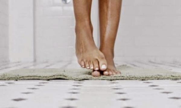5 καθημερινά λάθη υγιεινής που κάνεις στο μπάνιο σου!