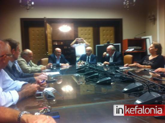 Σύσκεψη για τον τουρισμό παρουσία του γραμματέα του υπουργείου κ. Λιάσκου