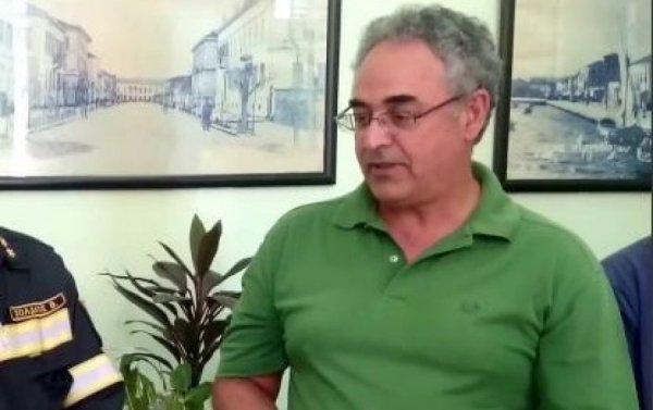 Ο Θεόφιλος αποχαιρετά τον άνθρωπο που συνέβαλε στην εκτέλεση έργων 50 εκ ευρώ στο Δήμο Αργοστολίου