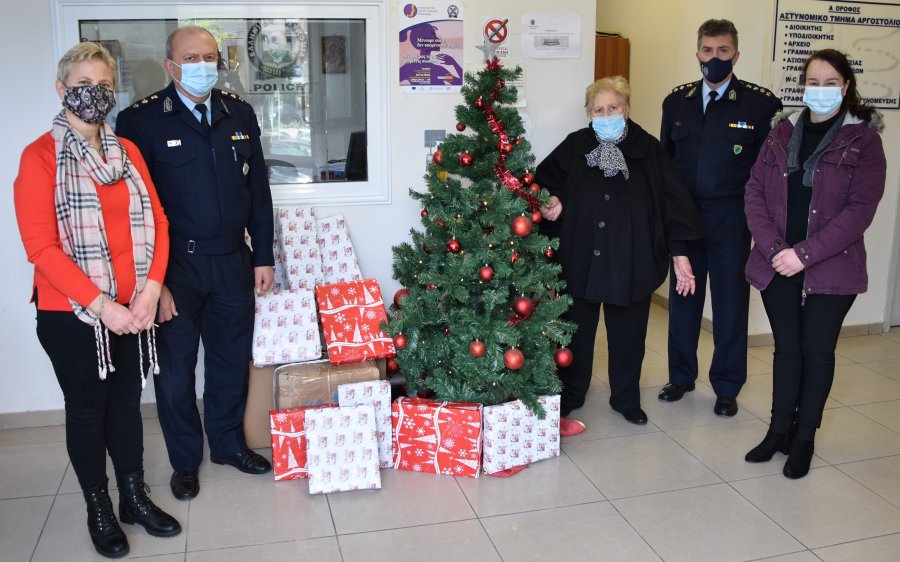 Προσφορά ειδών από την Περιφερειακή Αστυνομική Διεύθυνση στο Ορφανοτροφείο «ο Σωτήρ»