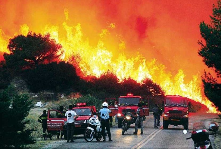 Συνολικά 52 εστίες φωτιάς σε μια ημέρα !