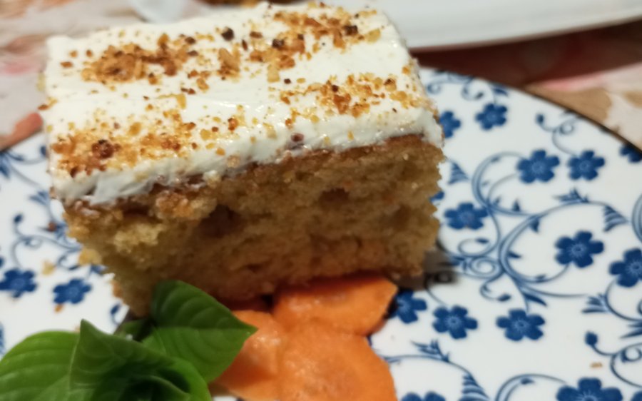 Φανταστικό Carrot cake με γλάσο τυρί κρεμα από την Σία Λαδά