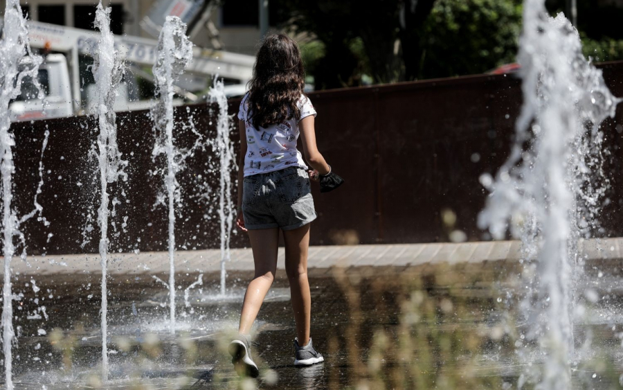 Καύσωνας: Οι 9 κανόνες για να αποφύγετε δυσάρεστες συνέπειες