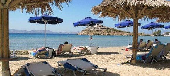 Ο Guardian βρήκε την καλύτερη παραλία για οικογενειακές διακοπές στην Ευρώπη -Είναι στην Ελλάδα [εικόνες]