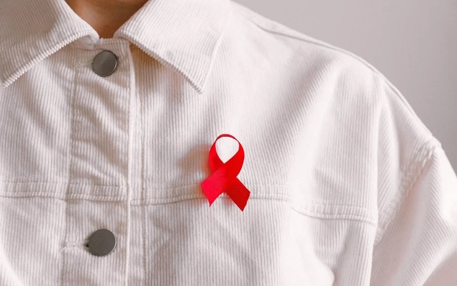 Η Αγγλία σύντομα θα τερματίσει τις νέες λοιμώξεις HIV