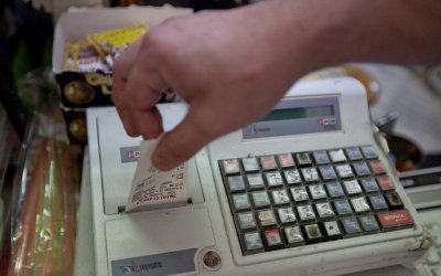 ΑΑΔΕ: Νέα παράταση για την απόσυρση των ταμειακών μηχανών που δεν συνδέονται με το TAXISnet