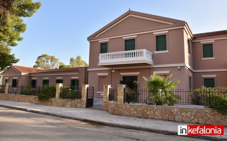 Απάντηση Διευθυντή Δημοτικού Γηροκομείου Αργοστολίου, Διονύση Ραζή σε δημοσιεύματα: "Να μείνουμε μακριά από µικρότητες, κακοβουλία και αντιπαραθέσεις"