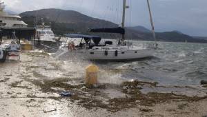 Αγρίεψε απότομα ο καιρός - Εντονα καιρικά φαινόμενα στην Κεφαλονιά